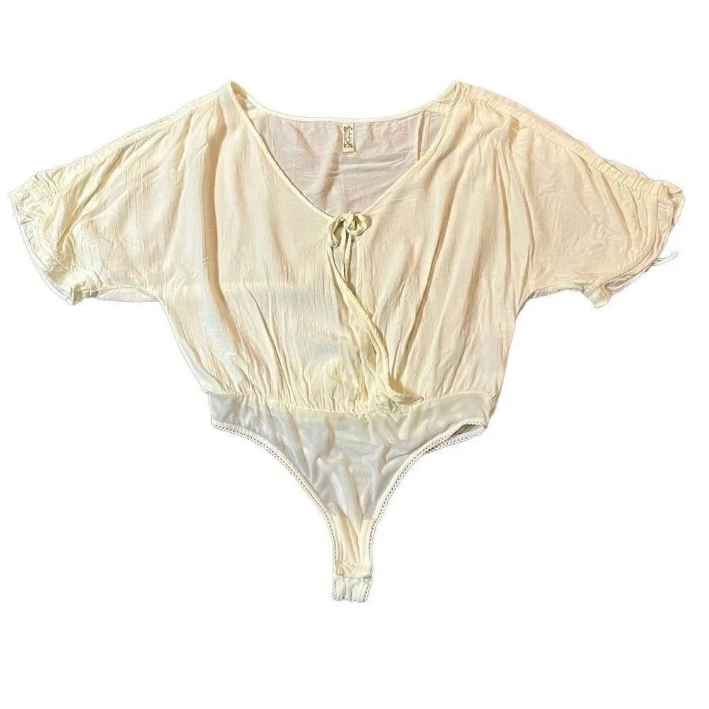 Free People Intimately Ruched Short Sleeve Cream Bodysuit Small